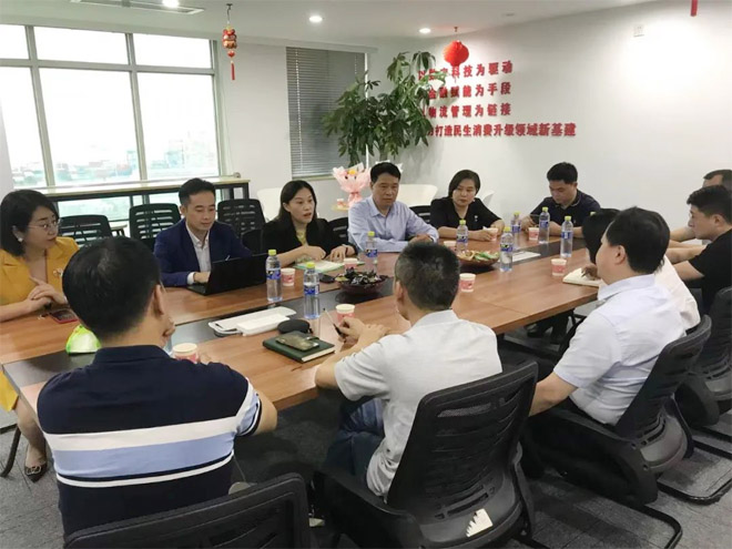 永新昌與云倉配，舉行隆重戰(zhàn)略合作簽約儀式。強強聯(lián)手，合作共贏